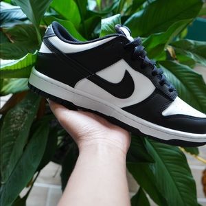 Nike Panda Dunk Lows (GS)